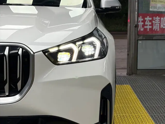 BMW X1 — Фото автомобиля 8