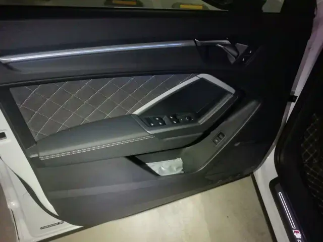 Audi Q3 — Фото автомобиля 7