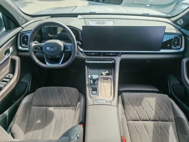 Geely Xingyue L — Фото автомобиля 7