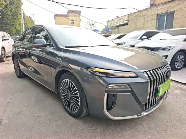 Roewe M7 DMH — Фото автомобиля 3