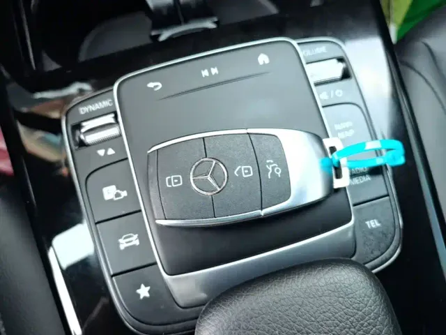 Mercedes-Benz A-Class — Фото автомобиля 8