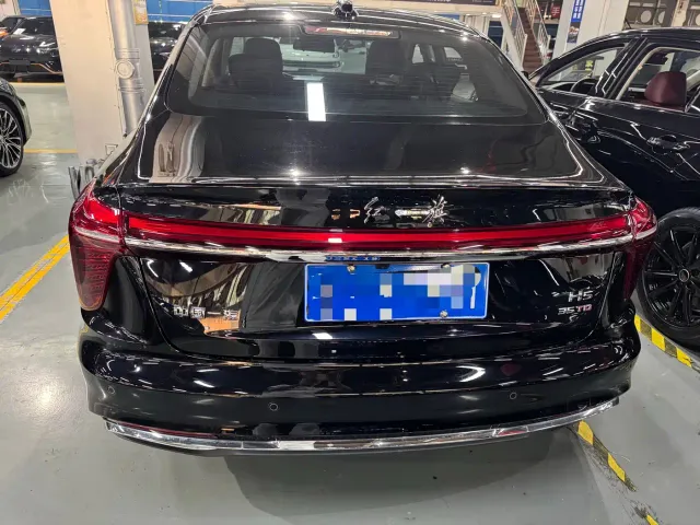 Hongqi H5 — Фото автомобиля 12