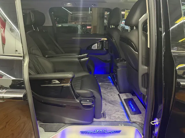 GAC Trumpchi M8 — Фото автомобиля 13