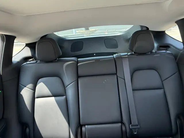 Tesla Model Y 2023 Rear-Wheel Drive Edition — Фото автомобиля 6