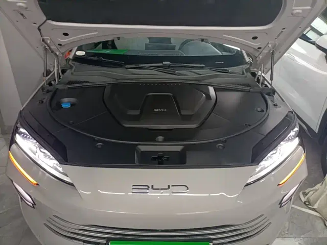 BYD Song PLUS — Фото автомобиля 18
