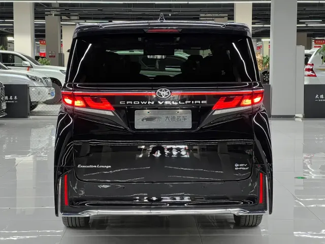 Toyota Vellfire — Фото автомобиля 5
