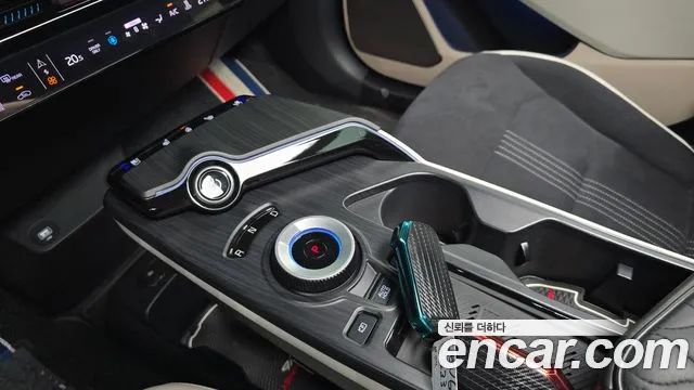 Kia EV6 — Фото автомобиля 9