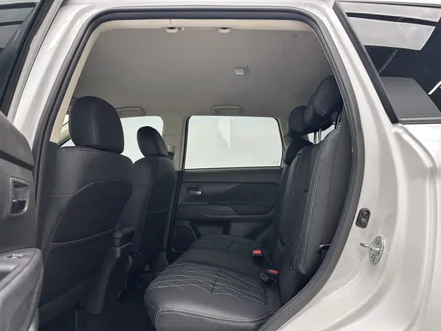 Mitsubishi Outlander — Фото автомобиля 6