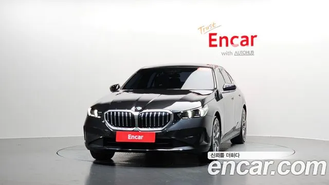 BMW 5-Series — Фото автомобиля 3