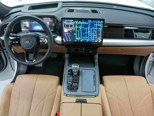 GAC Trumpchi Trumpchi ES9 2024 Model PHEV 143km Traveller Max — Фото автомобиля 10