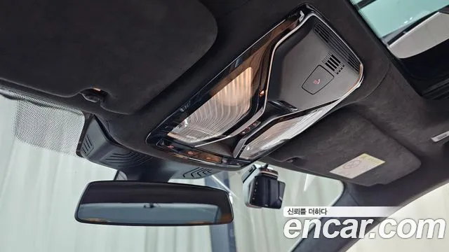 BMW 7-Series — Фото автомобиля 13