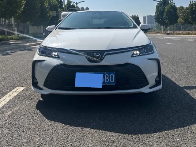 Toyota Corolla — Фото автомобиля 2