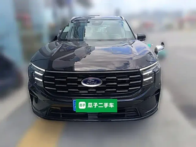 Ford Edge — Фото автомобиля 4