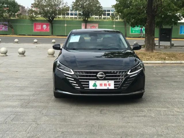 Nissan Teana — Фото автомобиля 2