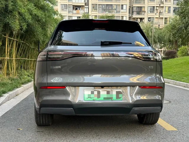 Geely Galaxy E5 — Фото автомобиля 14
