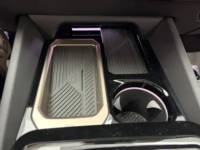 BMW 5 Series — Фото автомобиля 14