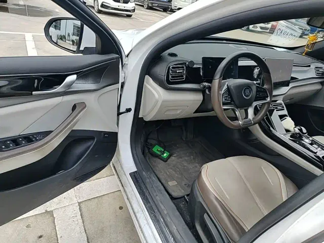 BYD Qin PLUS — Фото автомобиля 15