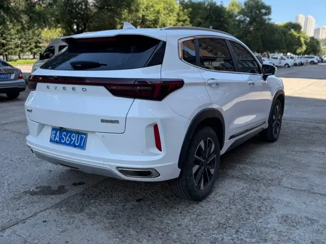 Exeed LX — Фото автомобиля 6