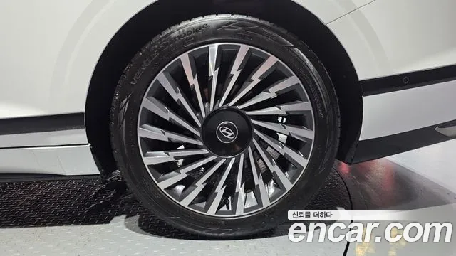Hyundai Grandeur — Фото автомобиля 16