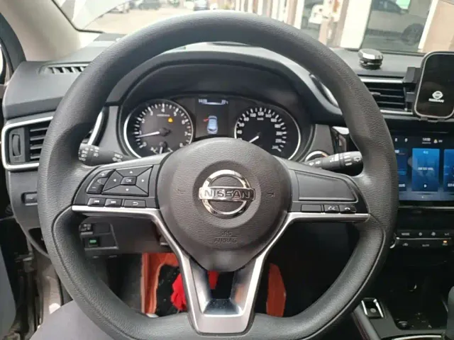 Nissan Qashqai — Фото автомобиля 10