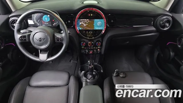 Mini Cooper Cooper 5 дверей Classic Plus — Фото автомобиля 5