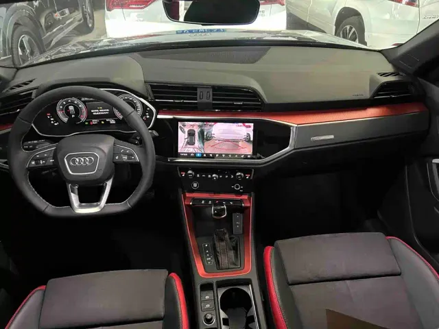 Audi Q3 — Фото автомобиля 8
