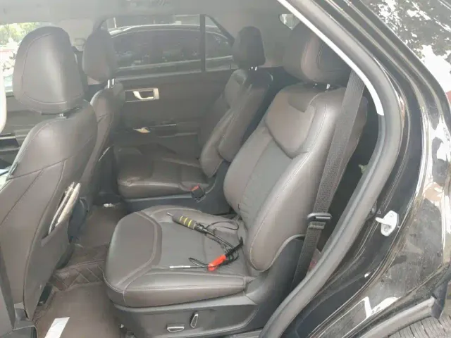 Ford Explorer — Фото автомобиля 13