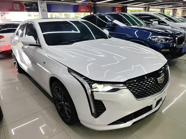 Cadillac CT4 — Фото автомобиля 3