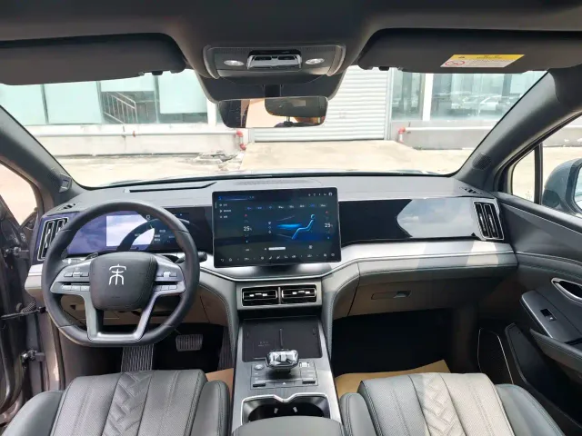 BYD Song L DM-i — Фото автомобиля 9