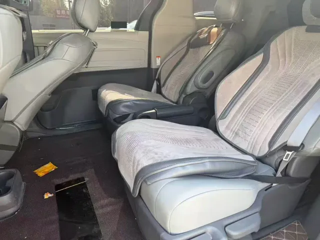 Toyota Granvia — Фото автомобиля 4