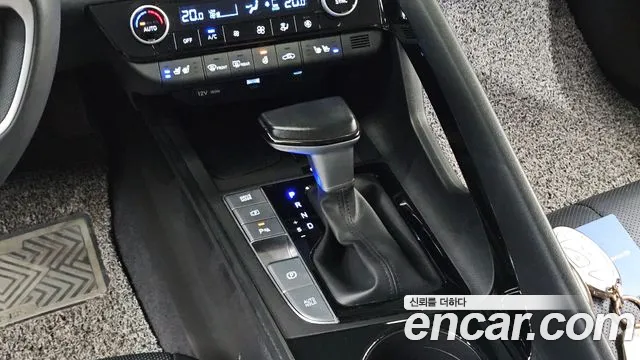 Hyundai Avante CN7 — Фото автомобиля 9