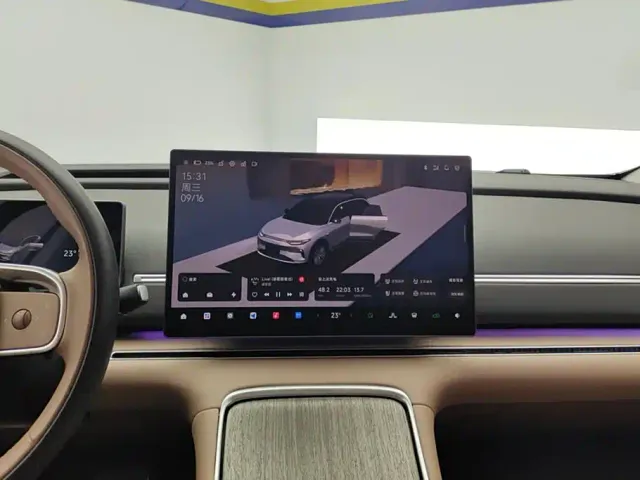 Leapmotor C11 — Фото автомобиля 13