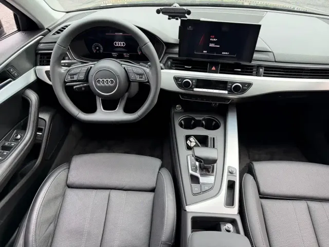 Audi A4L — Фото автомобиля 13