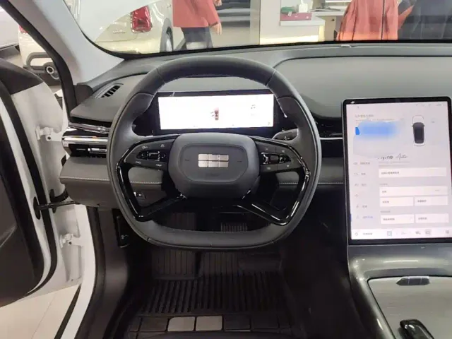 Geely Galaxy L6 — Фото автомобиля 10
