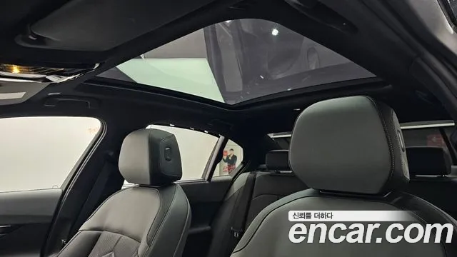 BMW 5-Series 5 серия (G60) 530i xDrive M Sport — Фото автомобиля 16