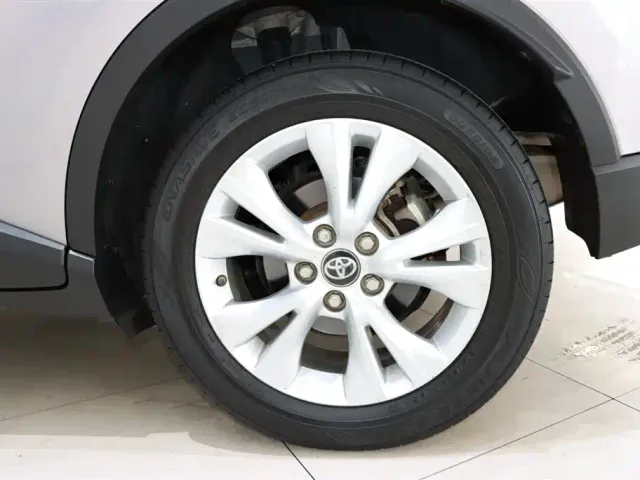 Toyota IZOA — Фото автомобиля 15