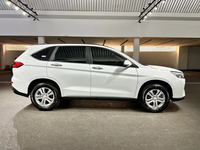 Haval M6 — Фото автомобиля 5