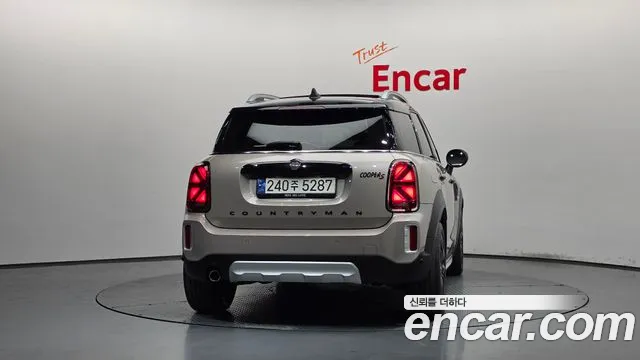 MINI Countryman — Фото автомобиля 4