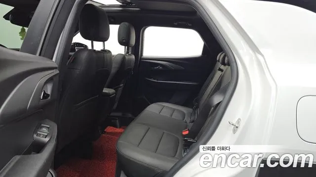 ChevroletGMDaewoo Trailblazer Trailblazer 1.3 турбо 4WD — Фото автомобиля 12