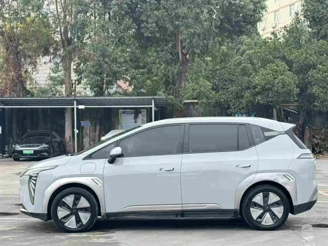 GAC Aion Y — Фото автомобиля 6
