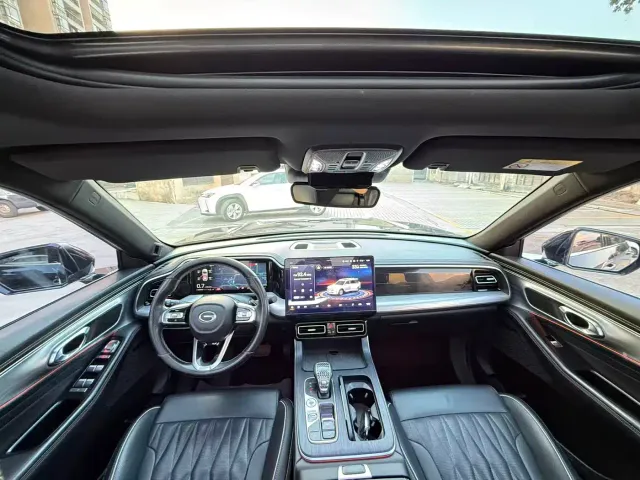 GAC Trumpchi GS8 — Фото автомобиля 4