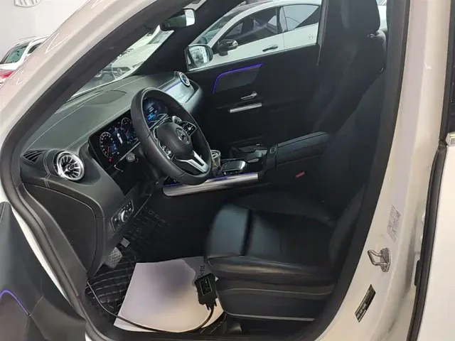 Mercedes-Benz GLA-Class — Фото автомобиля 14