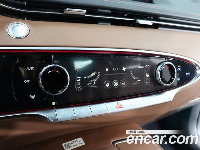 Genesis GV70 2.5T Бензин AWD — Фото автомобиля 11