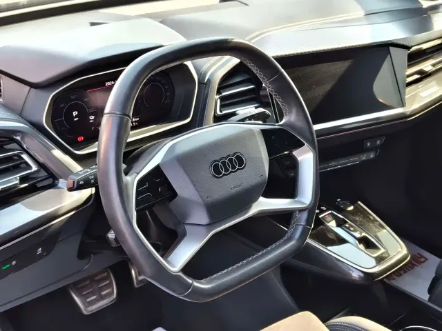 Audi Q4 e-tron — Фото автомобиля 8
