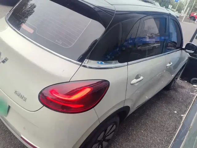 Wuling Bingo — Фото автомобиля 6