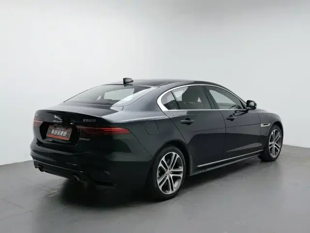 Jaguar XEL — Фото автомобиля 2