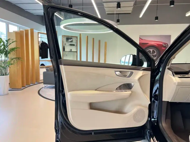 Shangjie Shangjie SUV 2025 Model Pure Electric Pro — Фото автомобиля 7