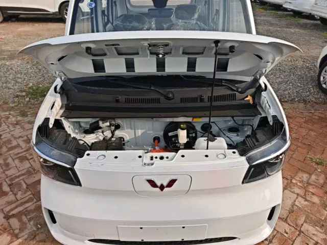 Wuling Zhiguang NEV — Фото автомобиля 19