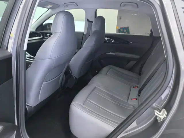 Geely Starry Wish — Фото автомобиля 11