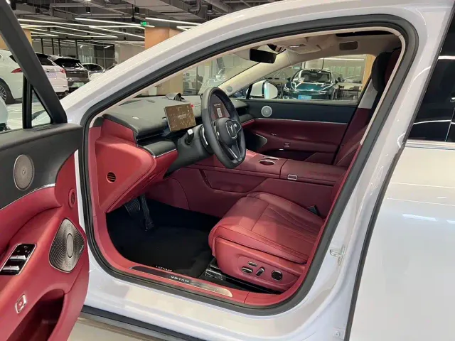 Voyah Auto VOYAH Zhuiguang L 2025 Mid-configuration Model — Фото автомобиля 8